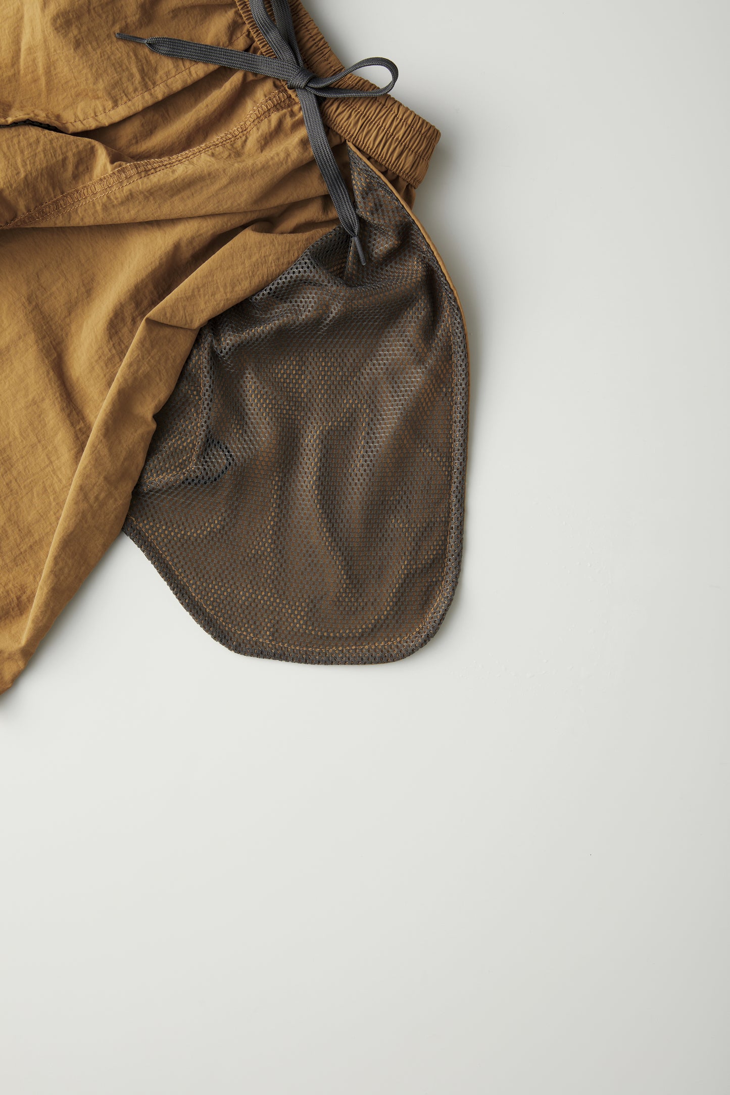 NSV-505 バーサタイルナイロンショーツ